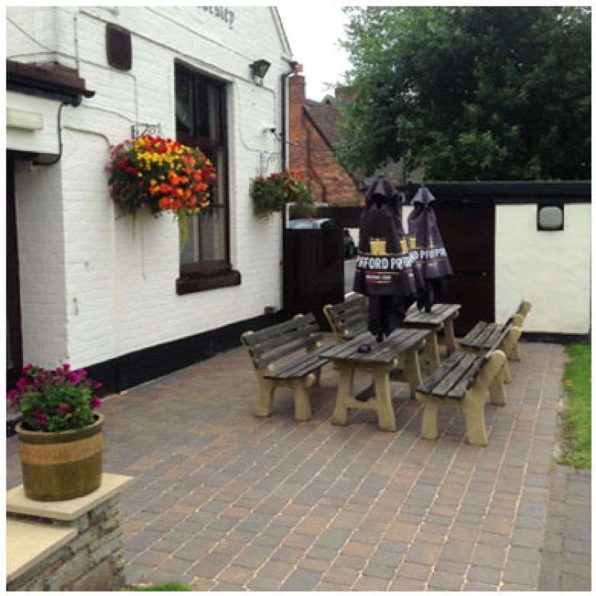 pub patio before and after steam cleaning